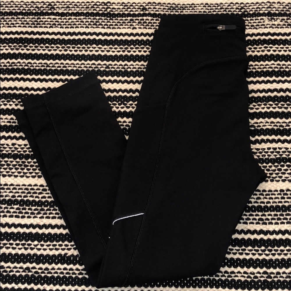 Speed Up Crop black